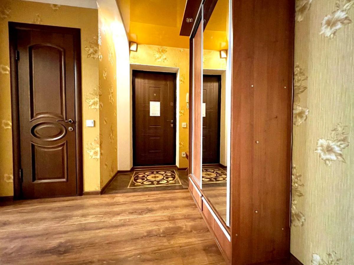 Apartpoltava Двокімнатні Апартаменти, До 6 Спальних Місць, Кутова Ванна, Корпусний Парк, Документи Для Відрядження Exterior foto